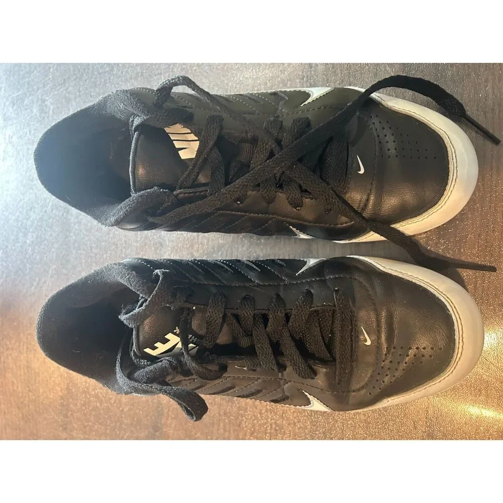 Nike Landshark Mercurial Vapor Youth Cleats Size 5 Black White